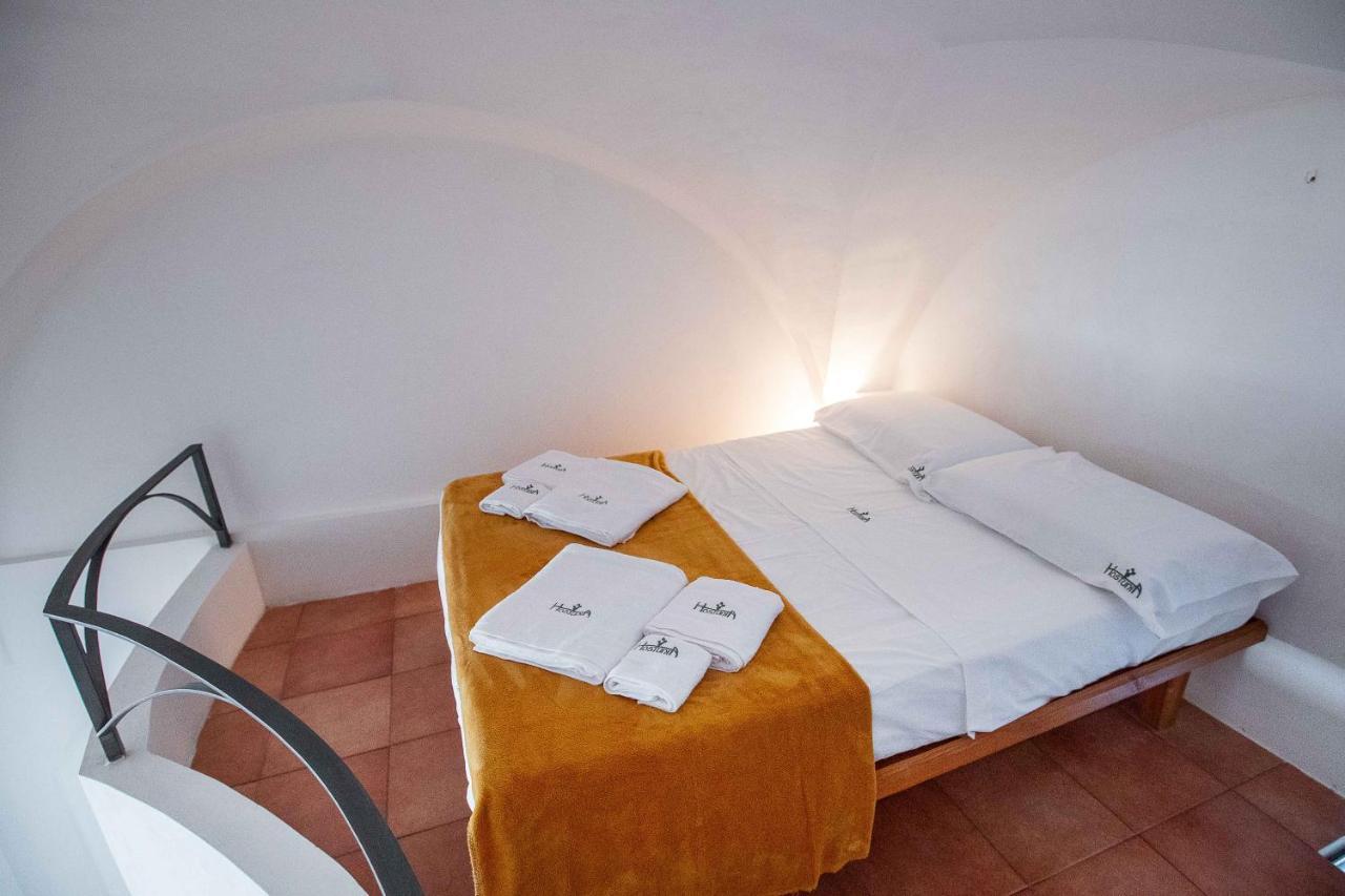 Hostunia Apartment Екстериор снимка