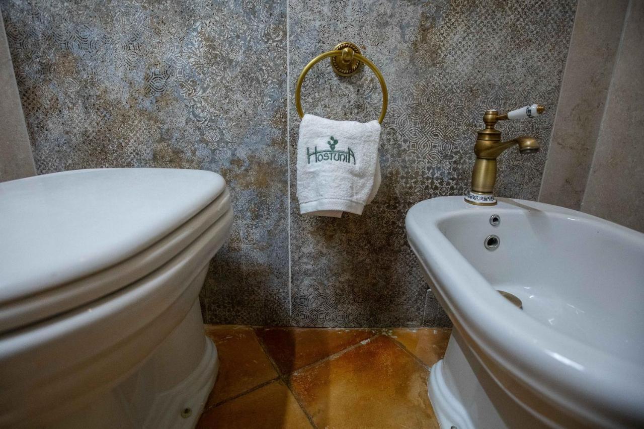 Hostunia Apartment Екстериор снимка